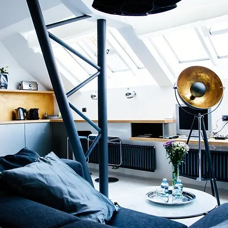 Apartment Lovers
