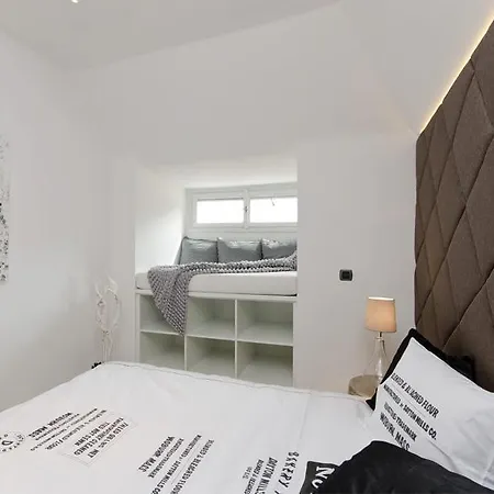 Lovers Apartment